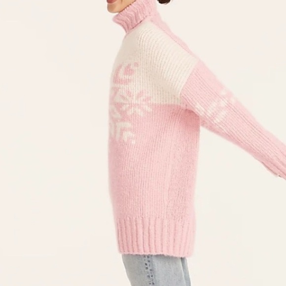 J. Crew Sweaters - J. Crew Pink Cream Snowflake Turtleneck Holiday Oversized Cozy Sweater Women's L